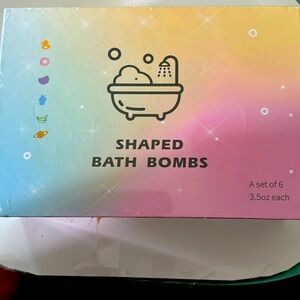 Naturofaith shaped bath bombs